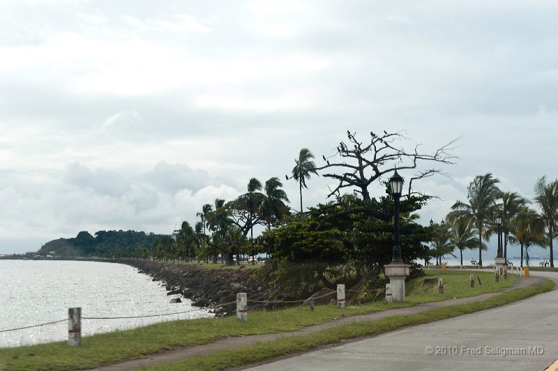 20101202_103806 D3.jpg - Amador Causeway, Panama.   It reminds one of Key Biscayne, Florida